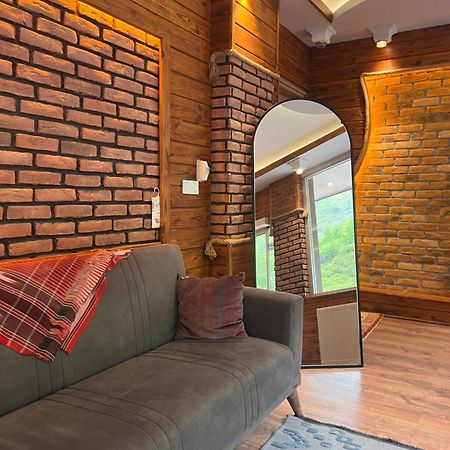 Valley Suit Otel Ριζούντα Εξωτερικό φωτογραφία