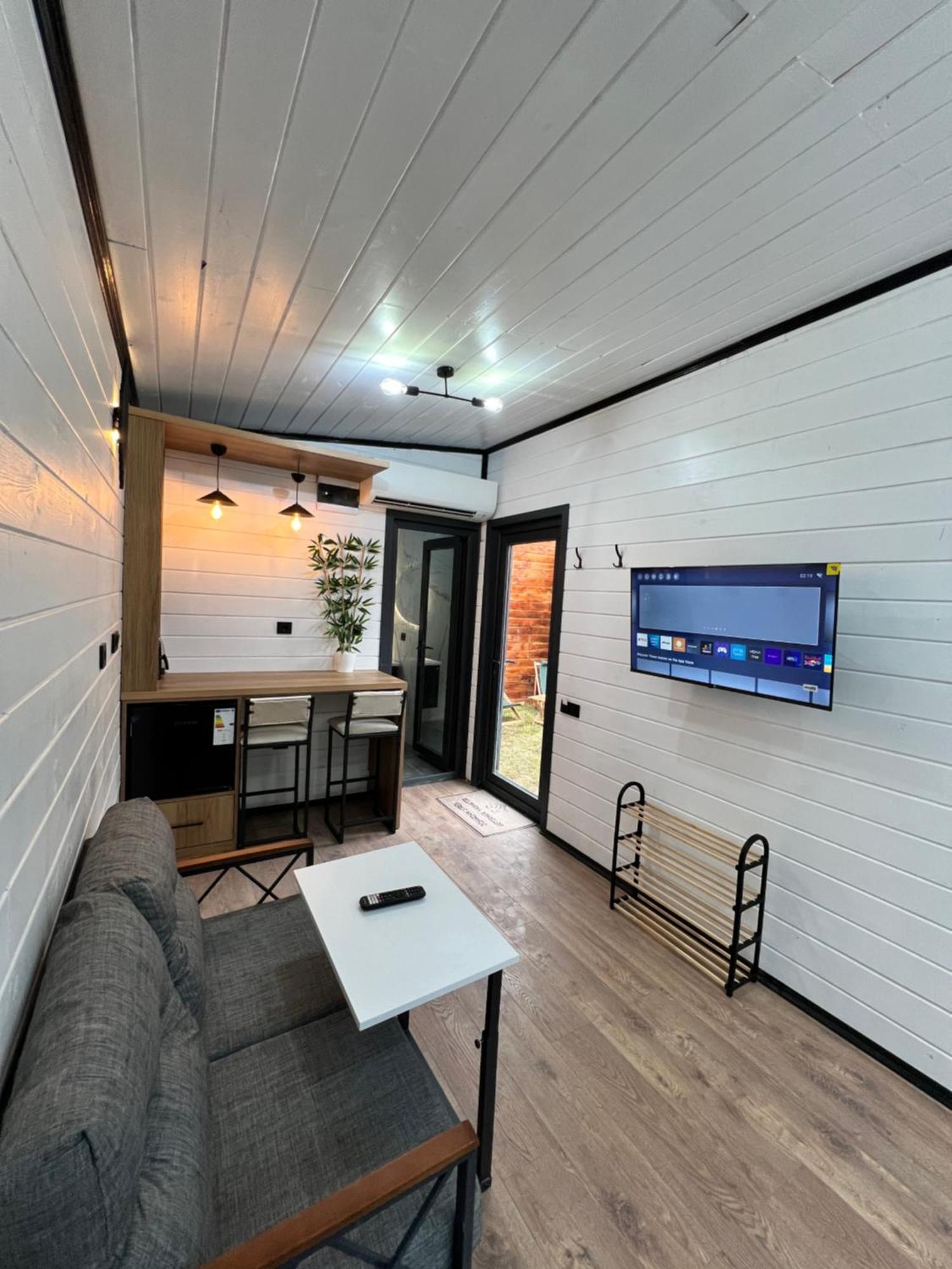 Valley Suit Otel Ριζούντα Εξωτερικό φωτογραφία