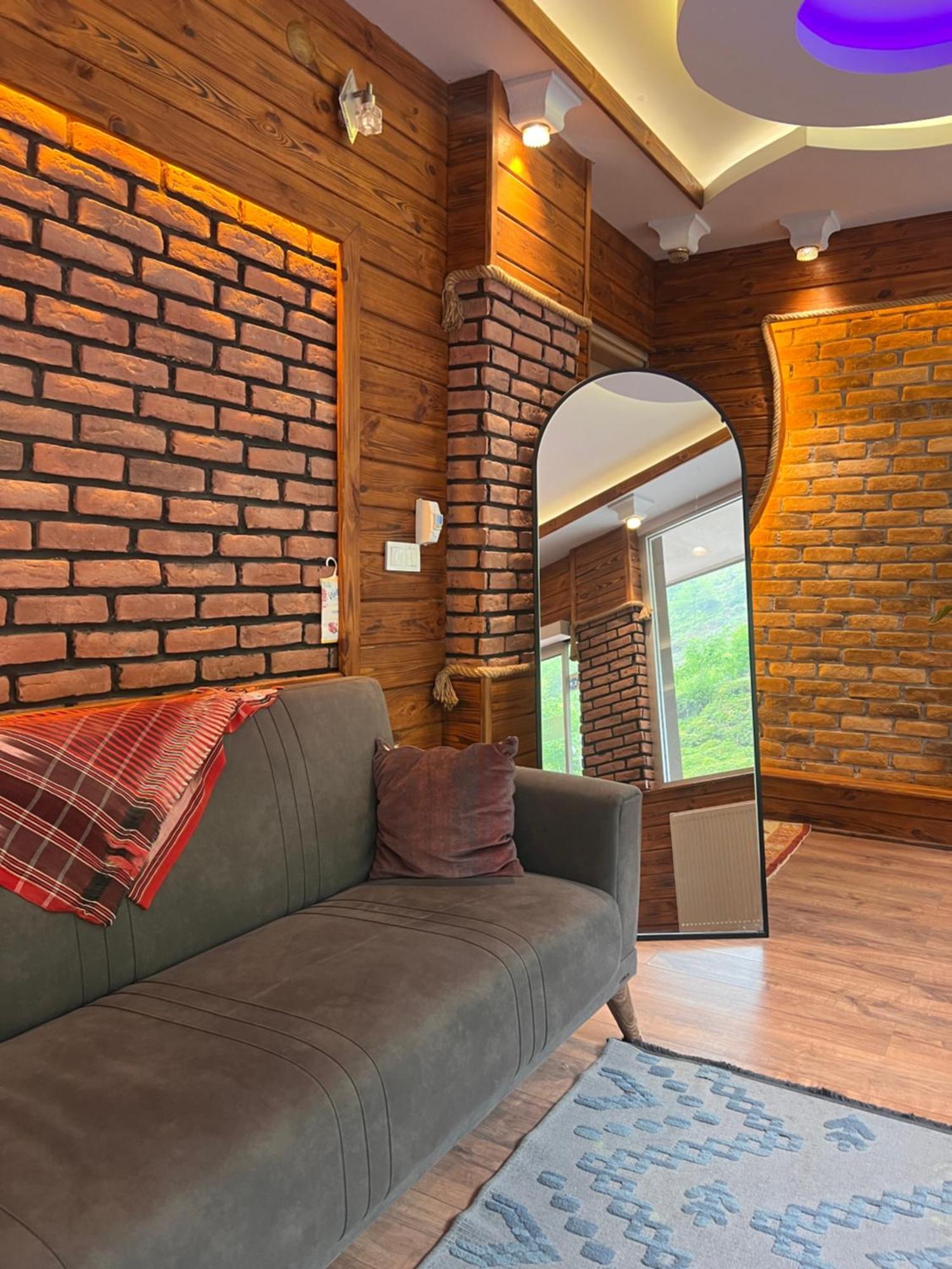 Valley Suit Otel Ριζούντα Εξωτερικό φωτογραφία