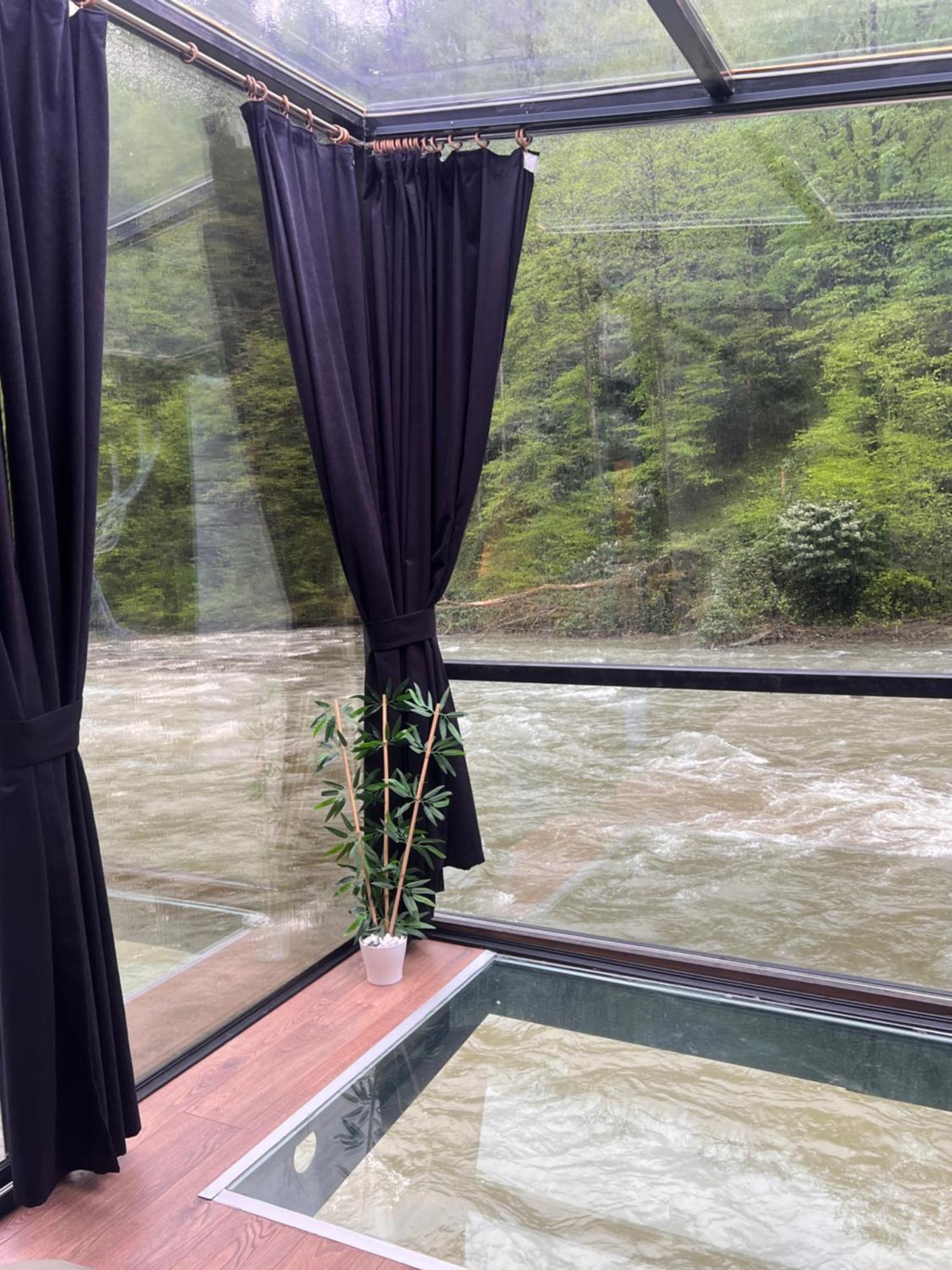 Valley Suit Otel Ριζούντα Εξωτερικό φωτογραφία